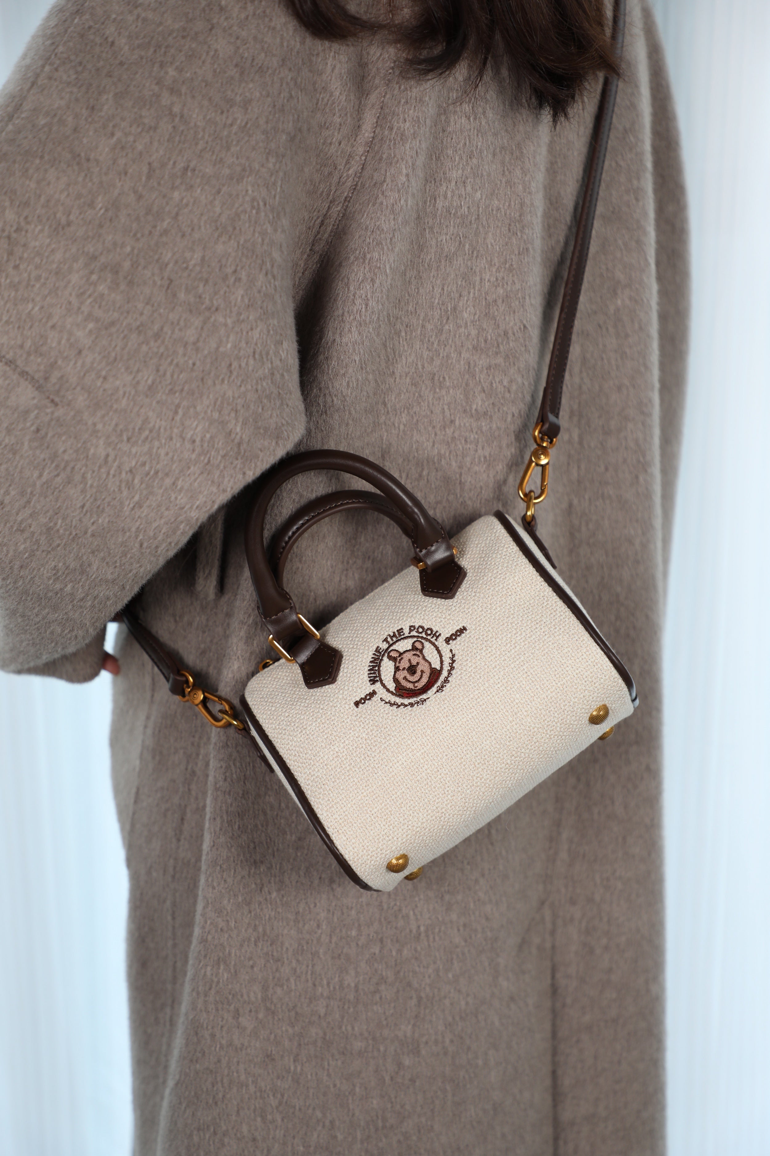 ハンドバッグ　ショルダーバッグ　2way　プーさん　DHF23880-C2