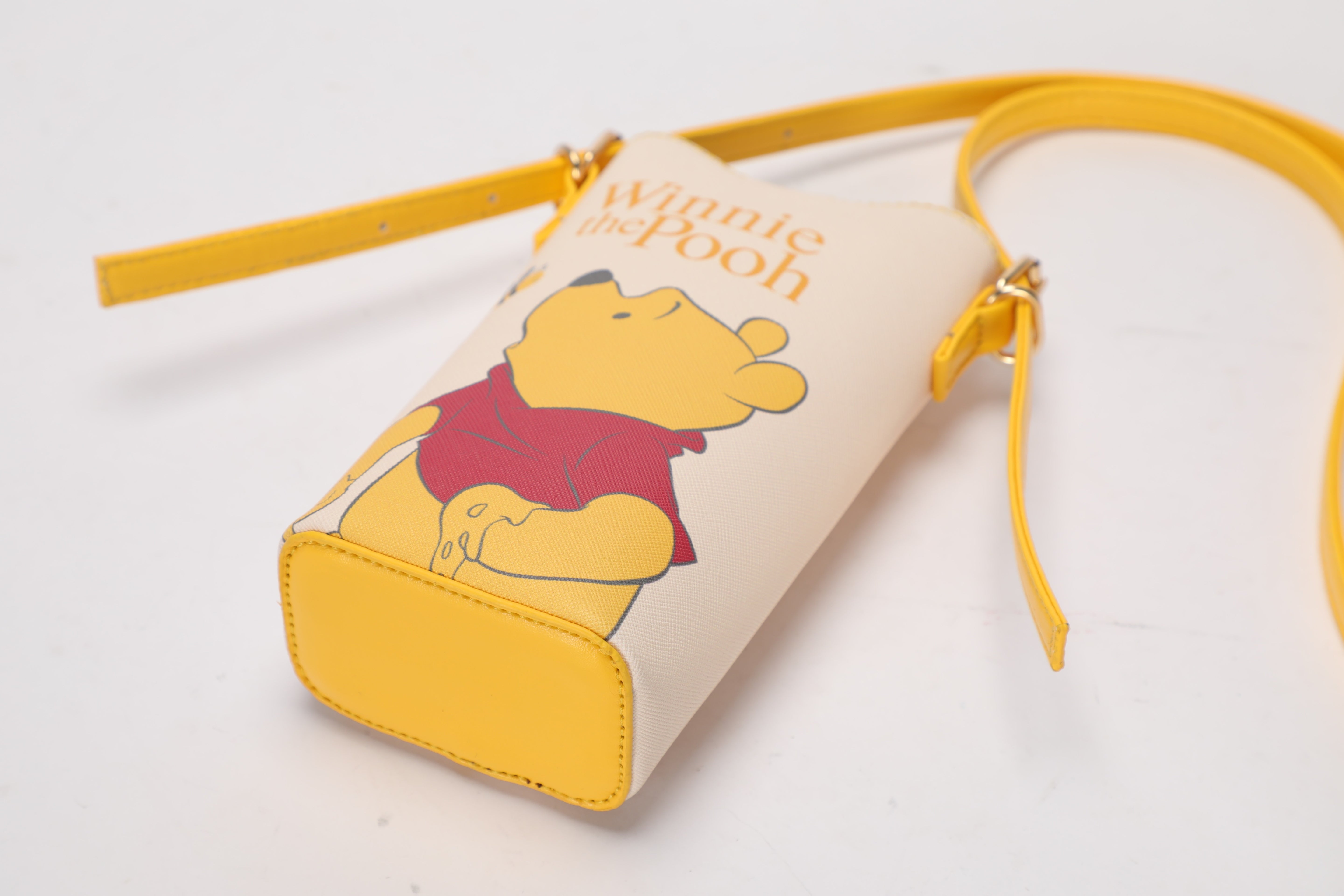 スマホショルダー　プーさん　DHF41035-C