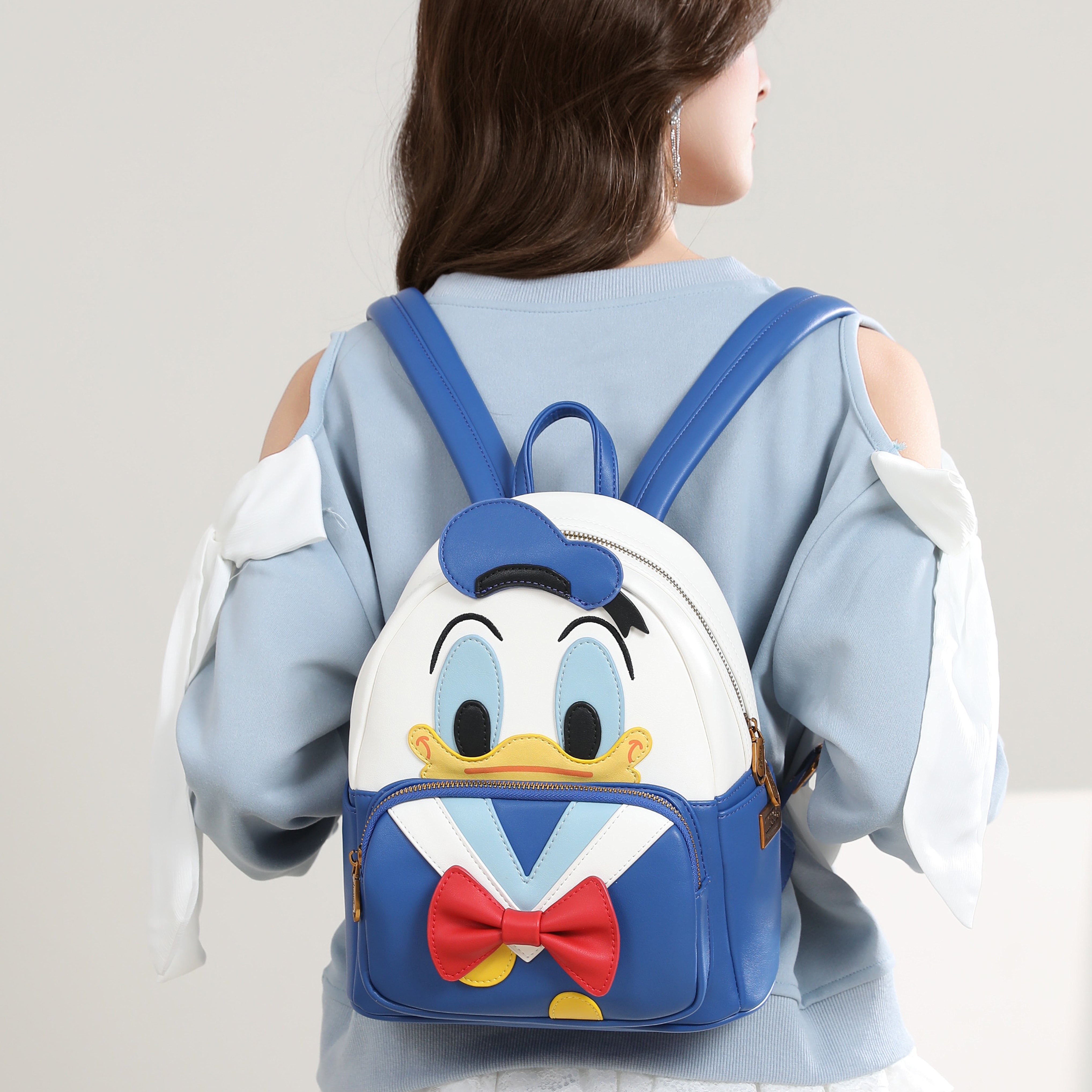 キャラクターリュック　ドナルドダッグ　DHF41080-L